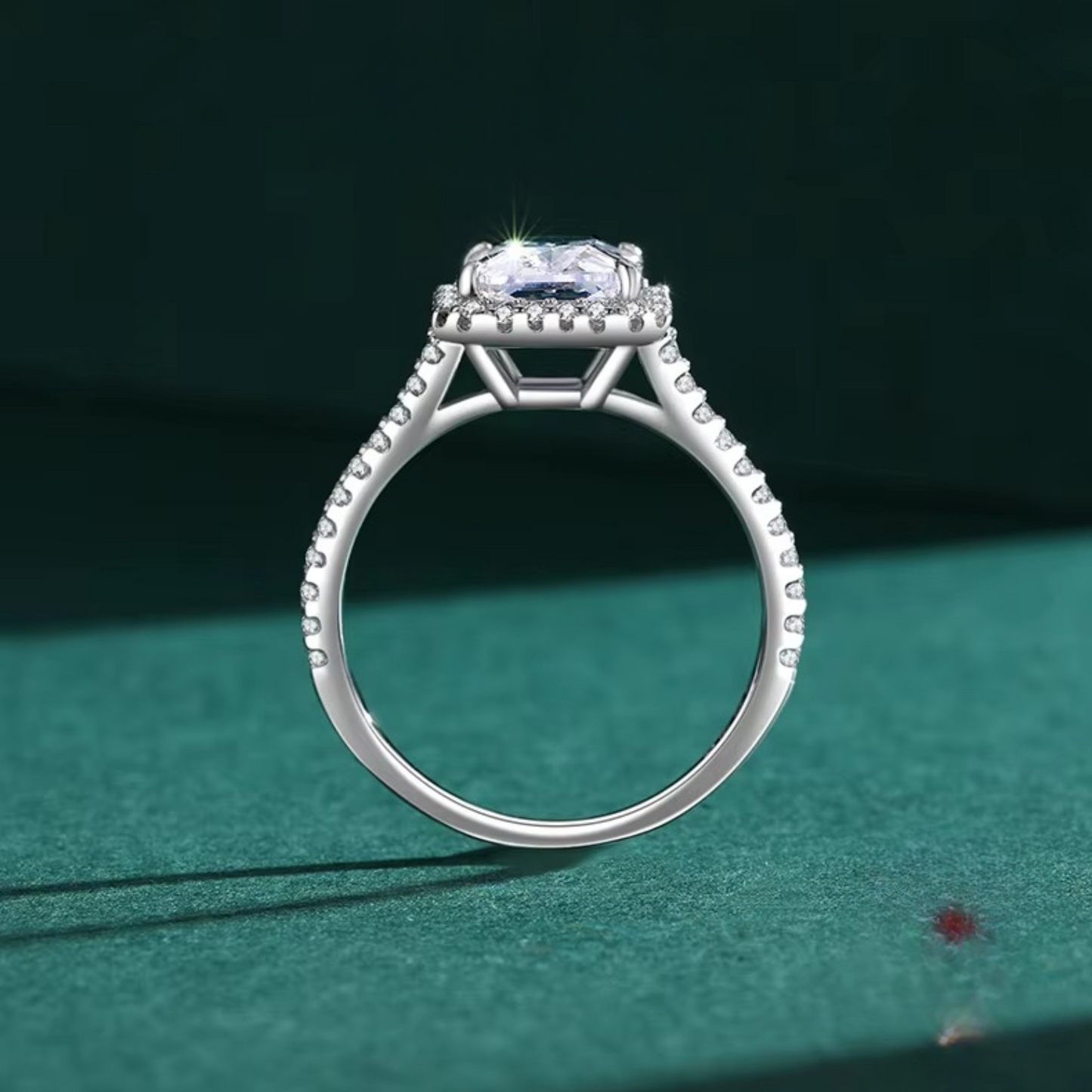 Anel Cepri em Prata 925 com Zircônias