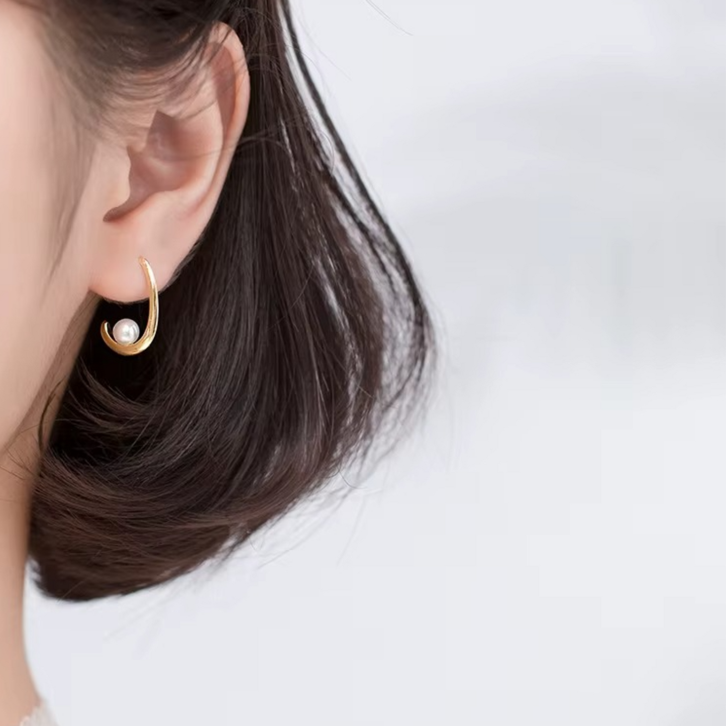 Brinco Balançar Pérola em Prata 925 Banhado a Ouro 18k