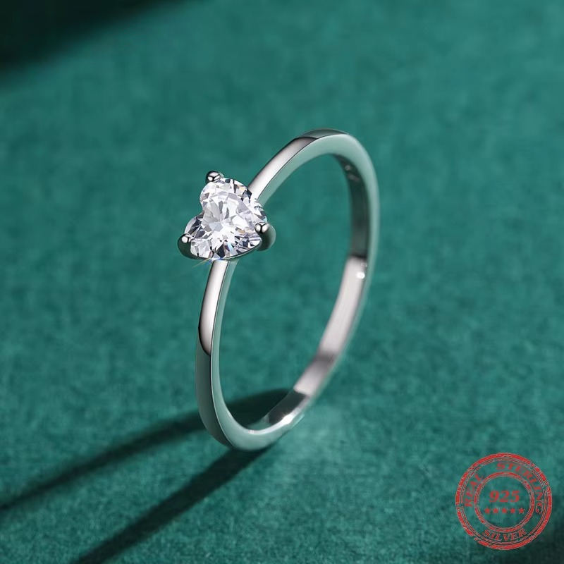 Anel Autêntico em Prata 925 com Zircônia