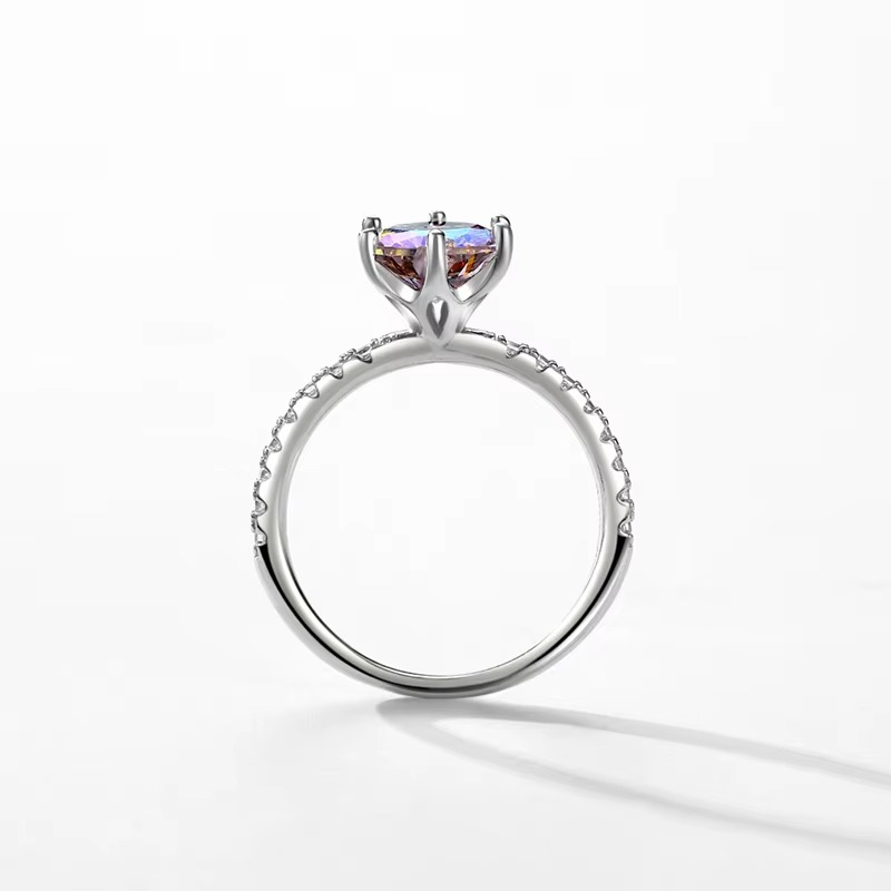 Anel Solitário em Prata 925 com Zircônias