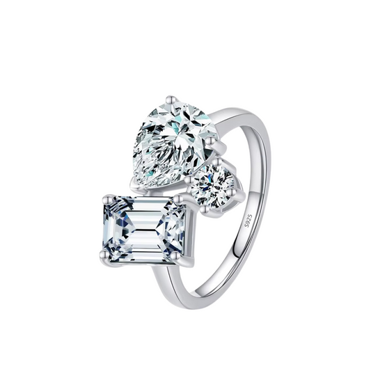 Anel Geométrico em Prata 925 com Zircônias