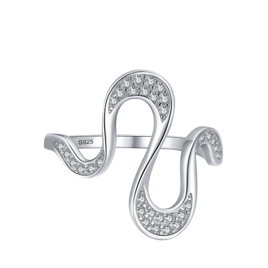 Anel Cuve em Prata 925 com Zircônias