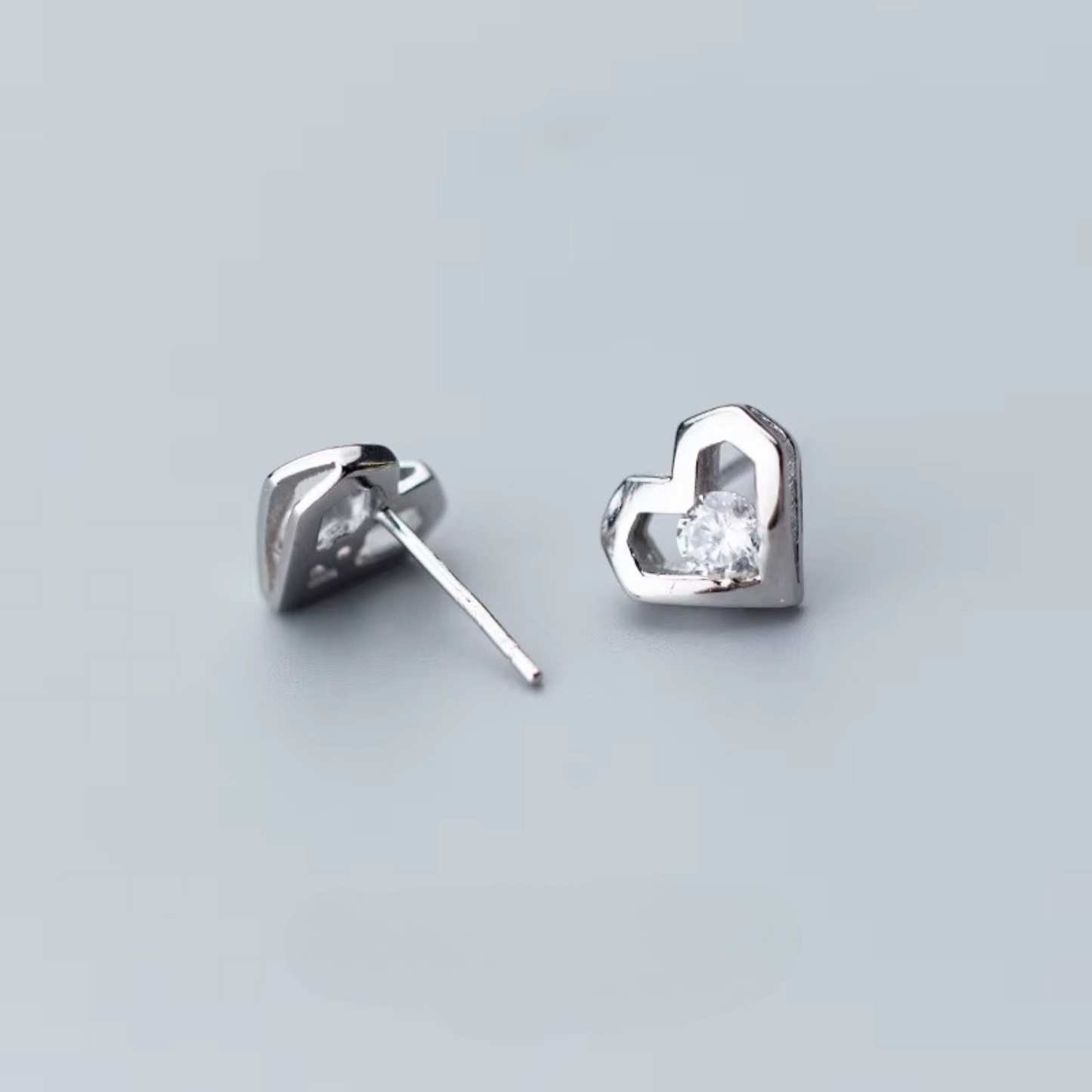 Brinco Coração Romântico em Prata 925 com Zircônias