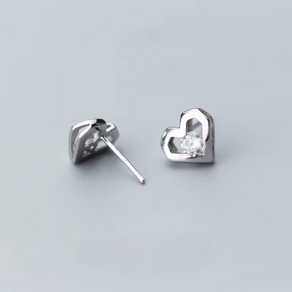 Brinco Coração Romântico em Prata 925 com Zircônias
