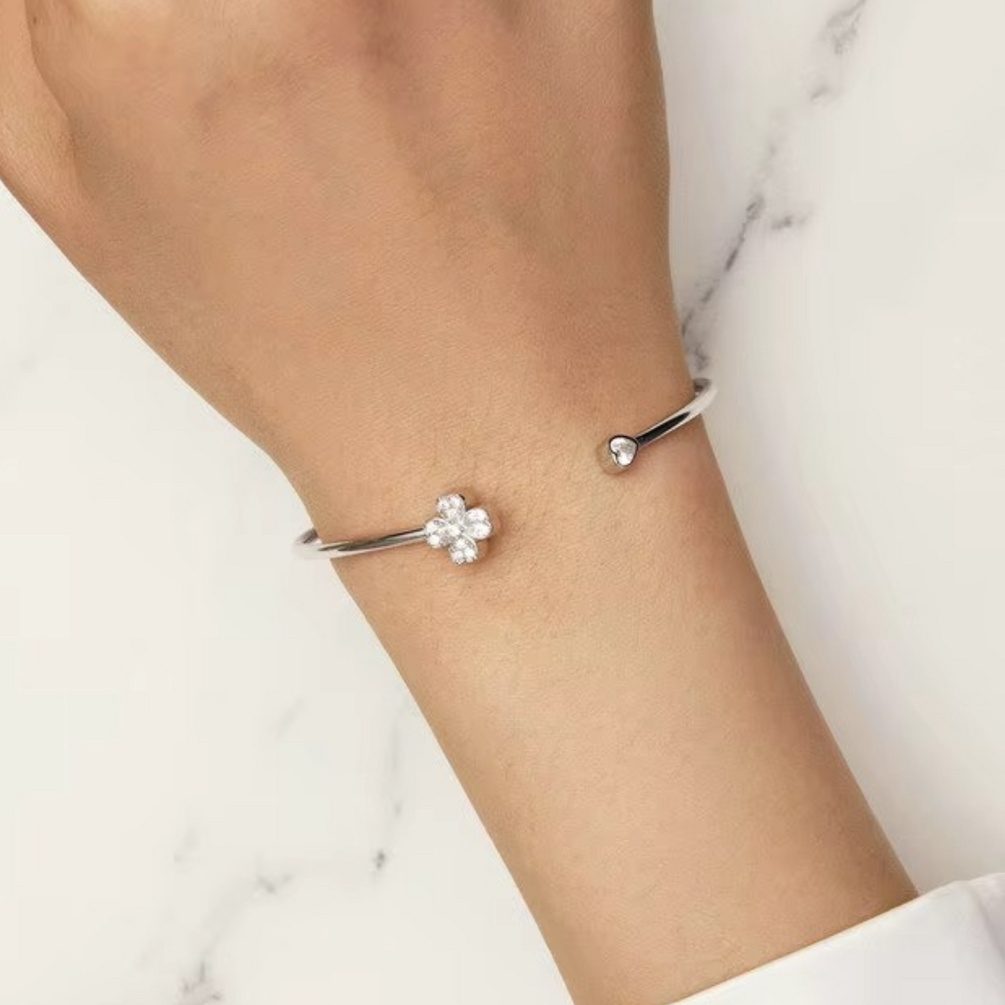 Pulseira Trevo em Prata 925 com Zircônia