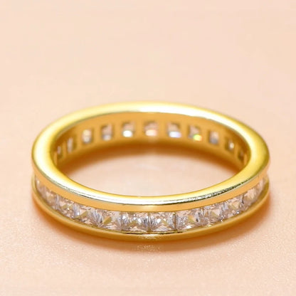 Anel Delicado em Prata 925 com Zircônia Banho 18k