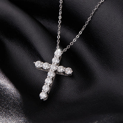 Colar Cruz em Prata 925 com Moissanite