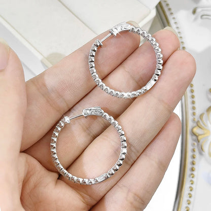 Brinco Luminara em Prata 925 com Moissanite – 3 Opções de Tamanho