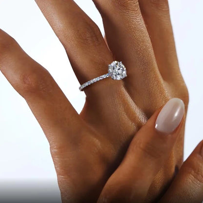 Anel Radiance em Prata 925 com Moissanite 2ct