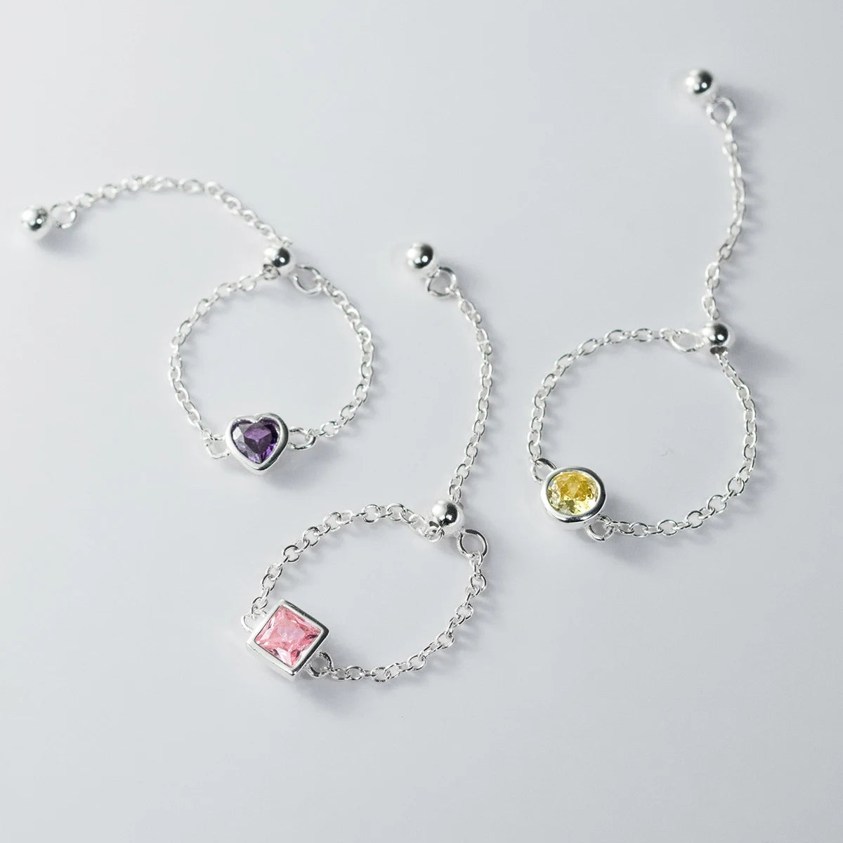 Anel Corrente em Prata 925 com Zircônia