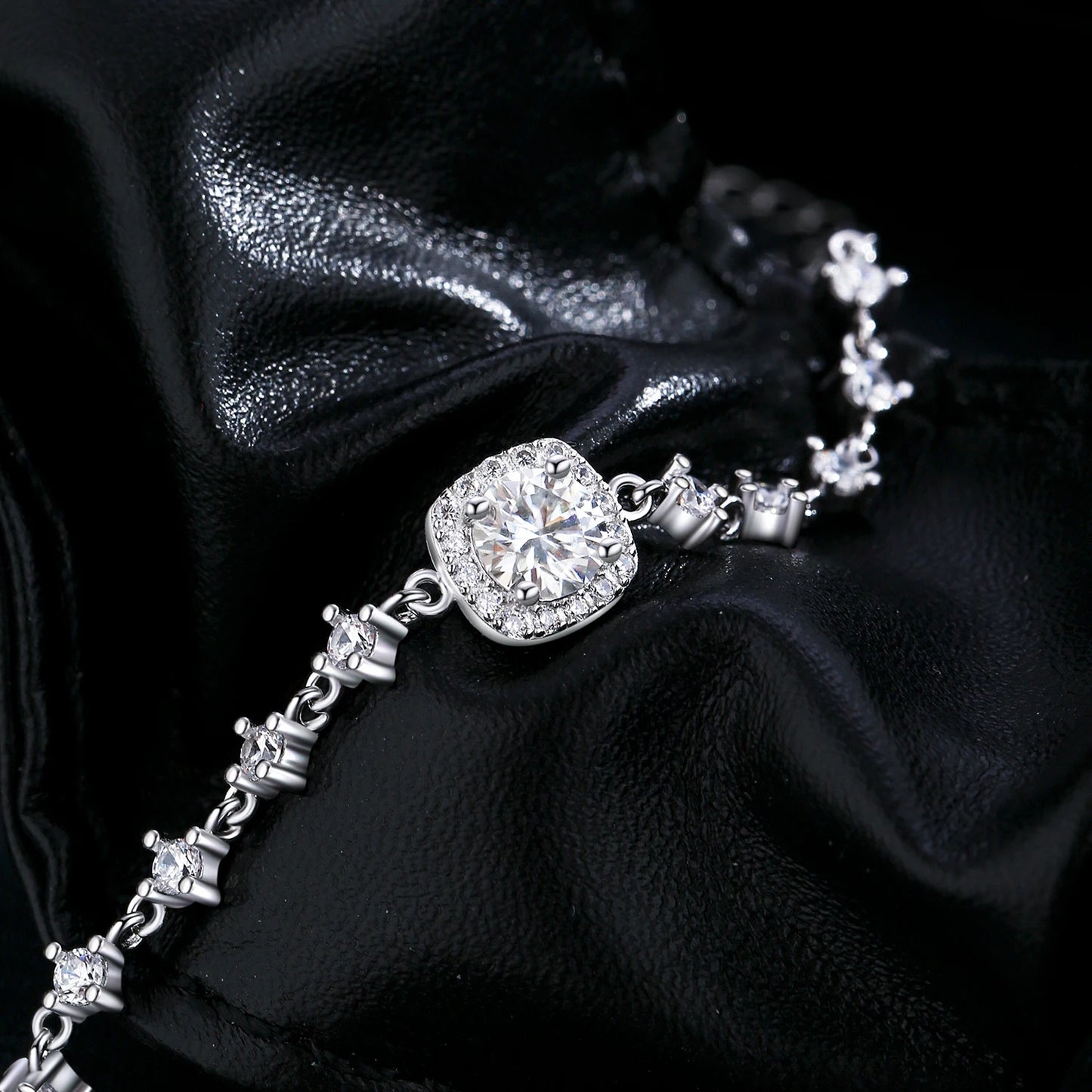 Pulseira Rainha em Prata 925 com Moissanite